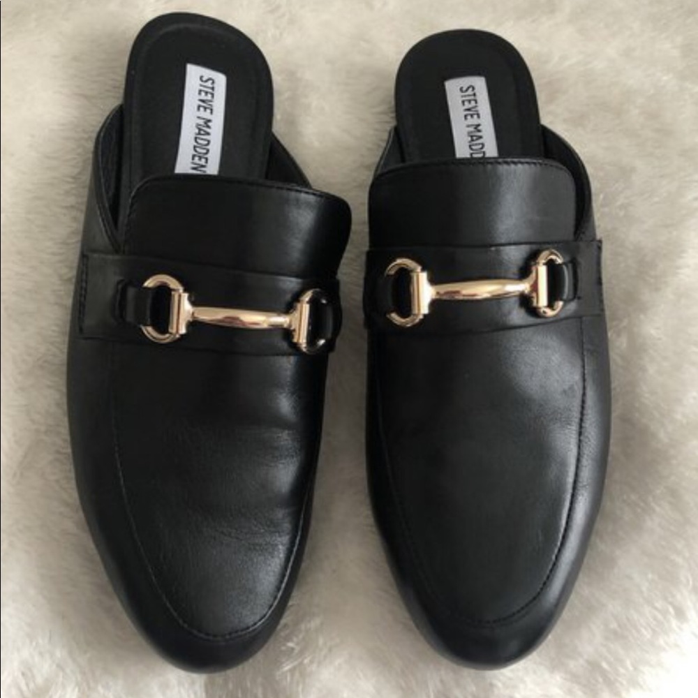 Steve Madden black mules